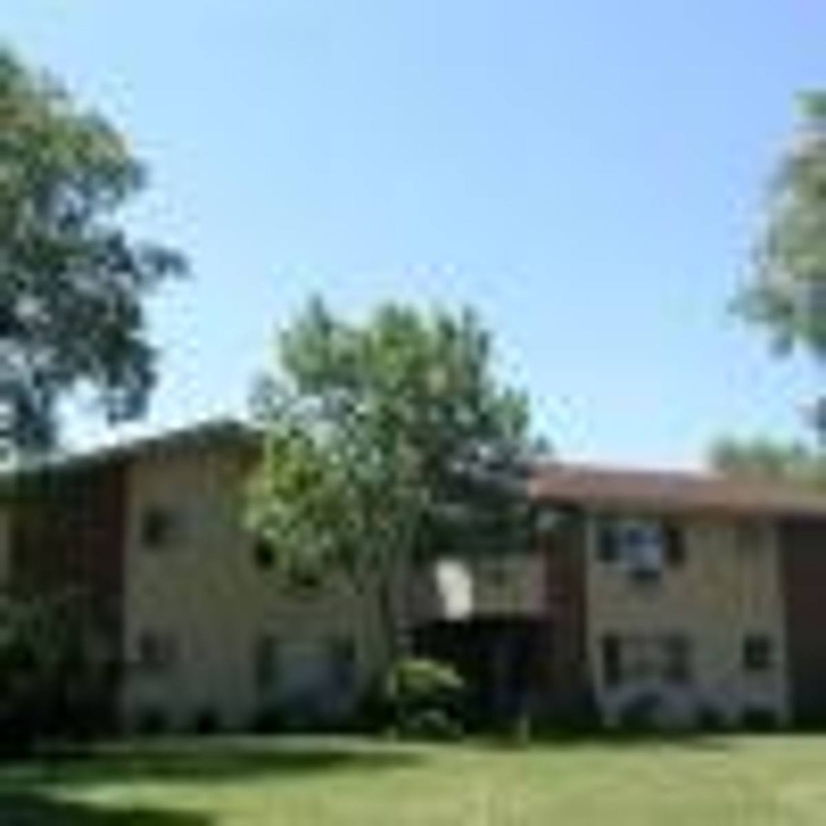 Apartment for rent at 8828 S Oak Park Dr, Oak Creek, WI 53154