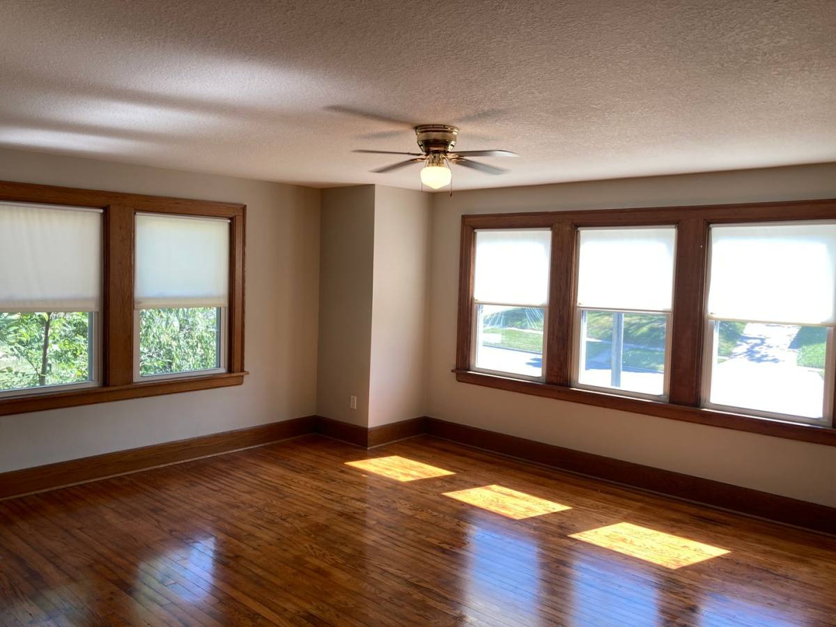 Apartment for rent at 1959 Arlington Ave, Des Moines, IA 50314