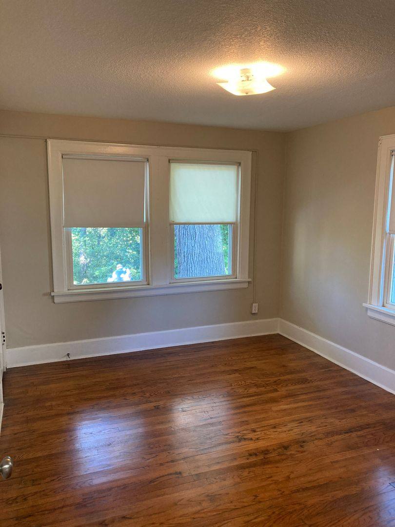 Apartment for rent at 1959 Arlington Ave, Des Moines, IA 50314