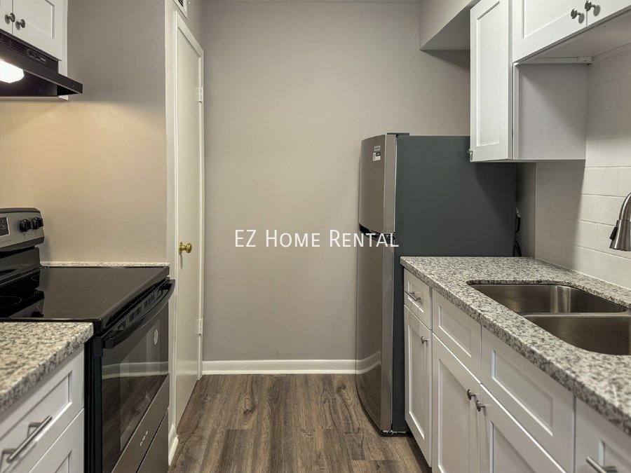 Apartment for rent at 2101 6th Ave N #8, Texas City, TX 77590