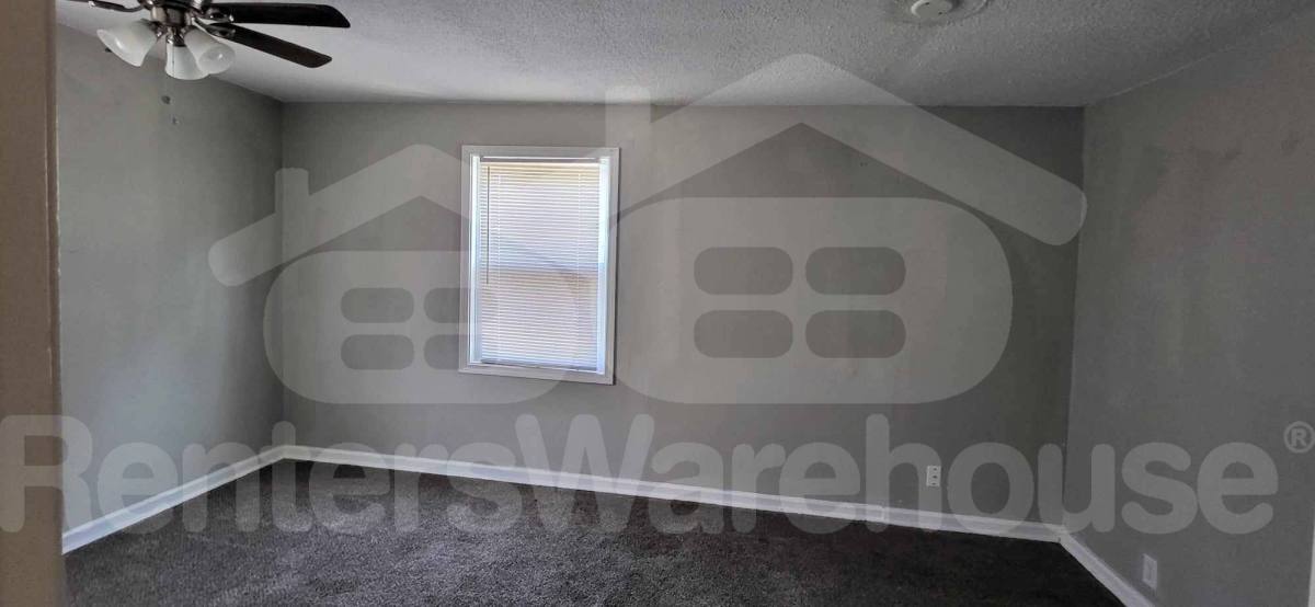 Townhouse for rent at 2003 Wabash Ave #B, Kansas City, MO 64127