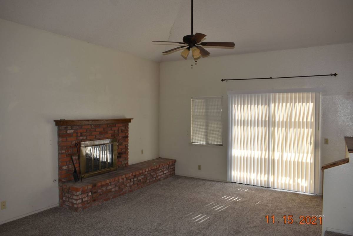 Townhouse for rent at 423 Tepatitlan Court, Ridgecrest, CA 93555