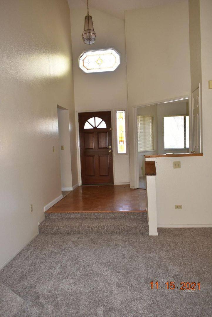 Townhouse for rent at 423 Tepatitlan Court, Ridgecrest, CA 93555