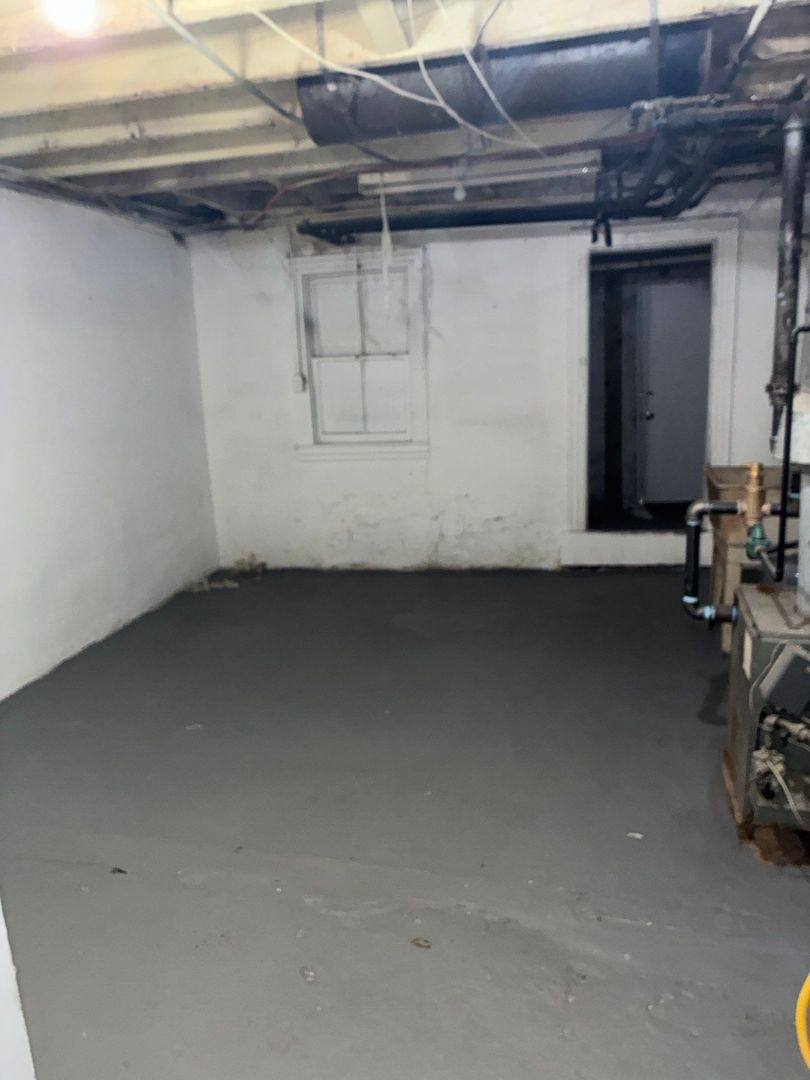Townhouse for rent at 1513 N Ellamont St, Baltimore, MD 21216
