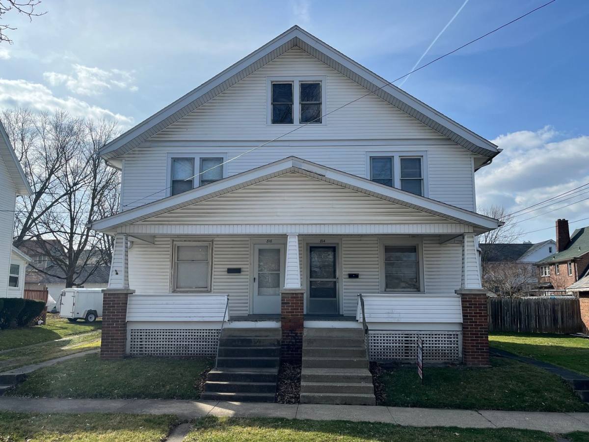 Apartment for rent at 814-816 Chestnut St, Ashland, OH 44805