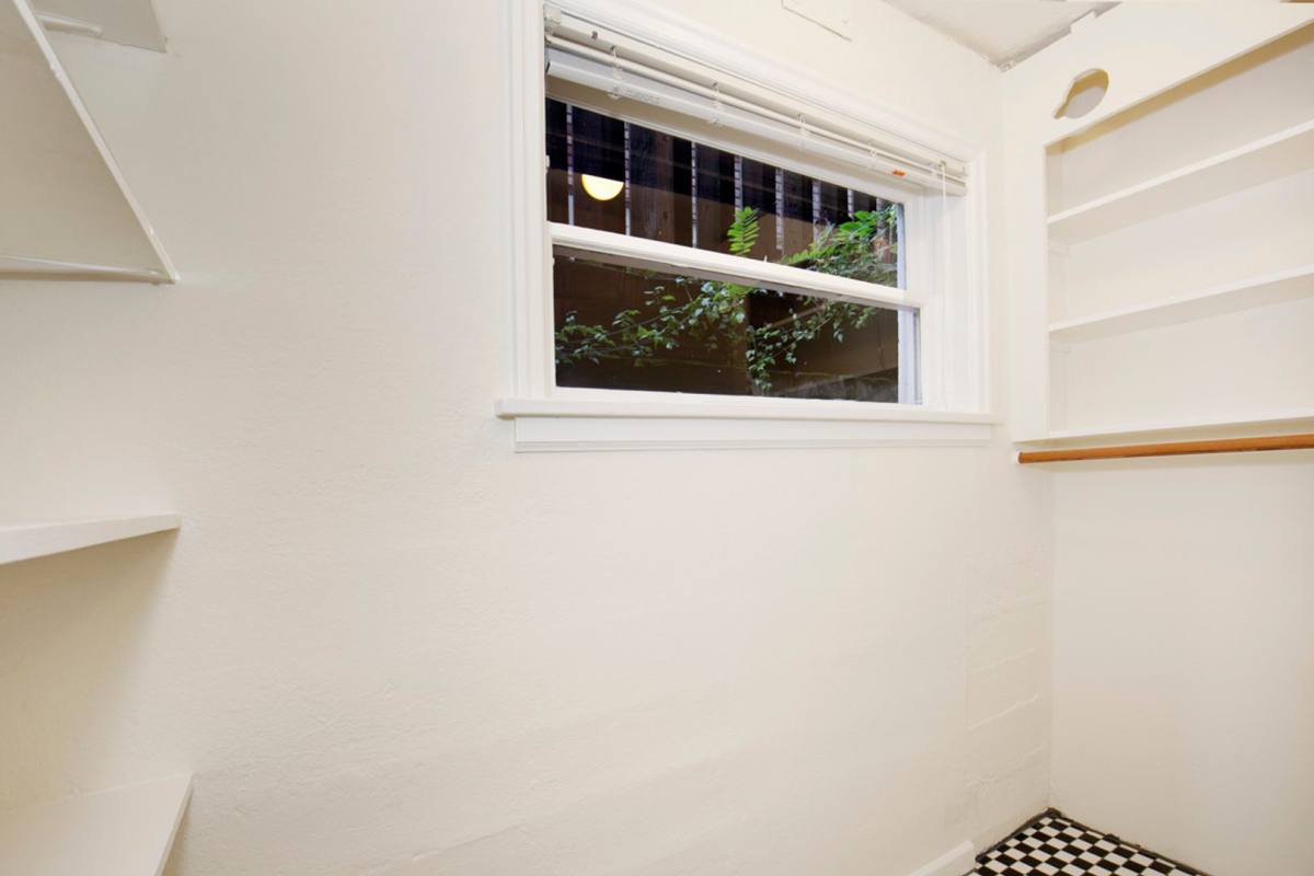 Apartment for rent at 502 Bellevue Ave E, Seattle, WA 98102