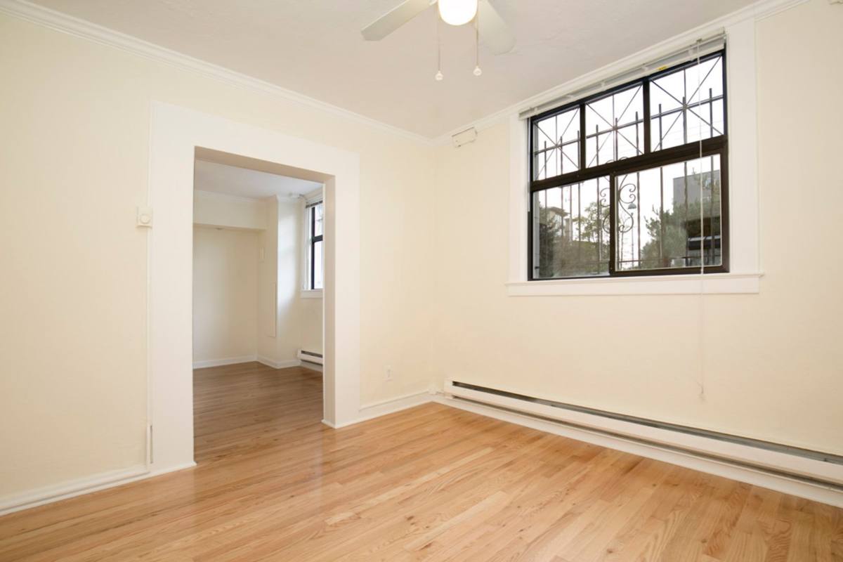 Apartment for rent at 502 Bellevue Ave E, Seattle, WA 98102