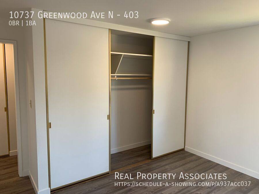 Apartment for rent at 10737 Greenwood Ave N #403, Seattle, WA 98133