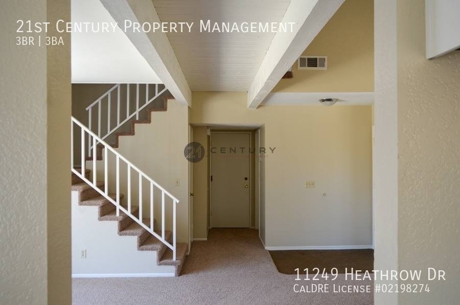 House for rent at 11249 Heathrow Dr, Riverside, CA 92503