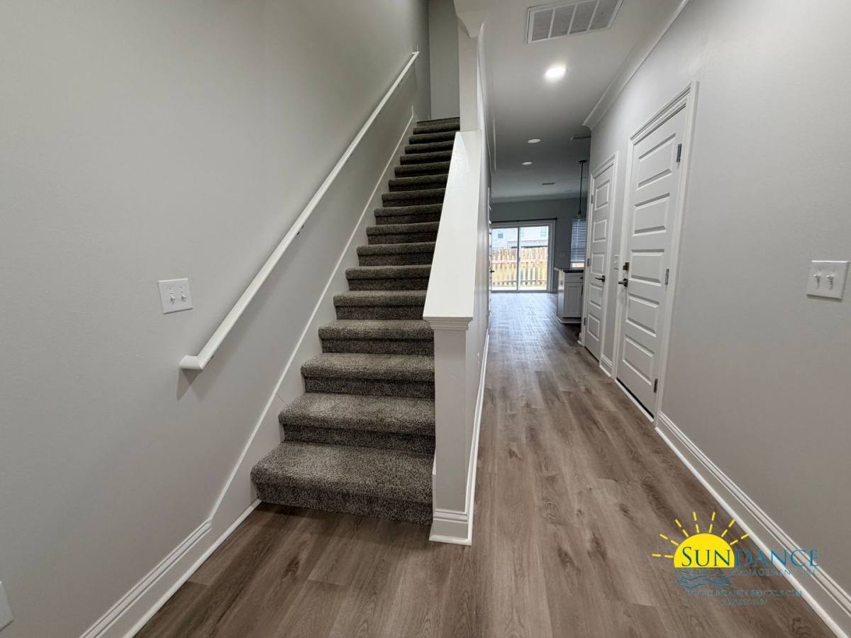 Townhouse for rent at 691 Woodlawn Ave, Fort Walton Beach, FL 32547