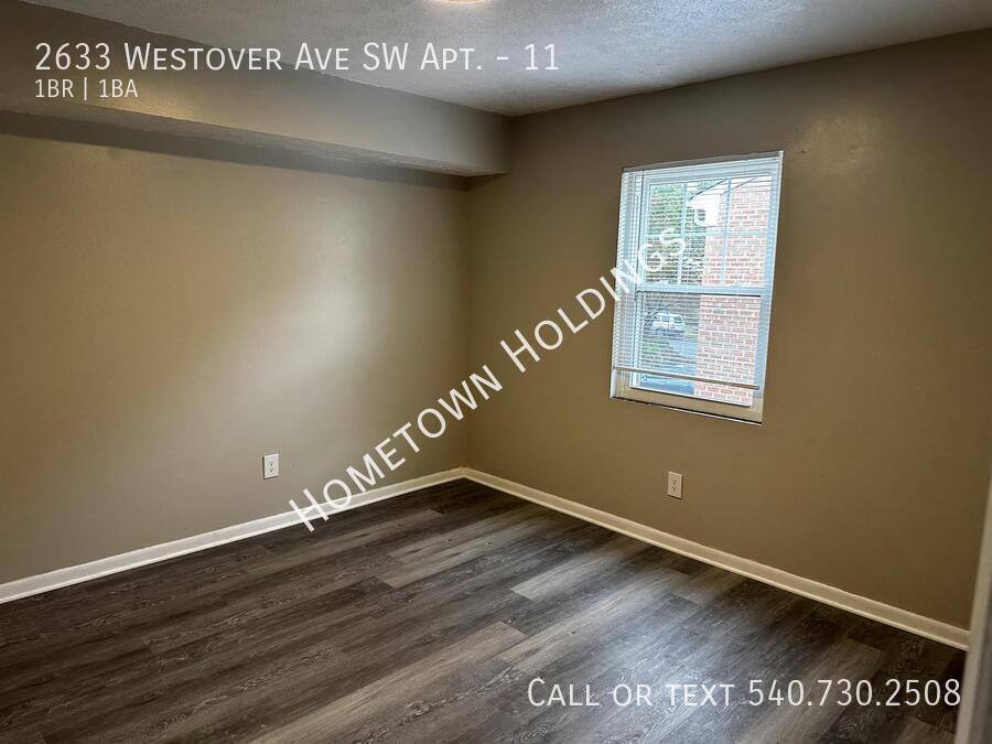 Apartment for rent at 2633 Westover Ave SW #11, Roanoke, VA 24015