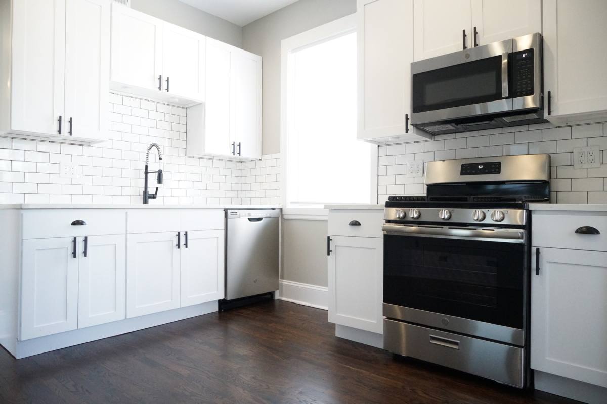 Apartment for rent at 2544 N Avers Ave, Chicago, IL 60647