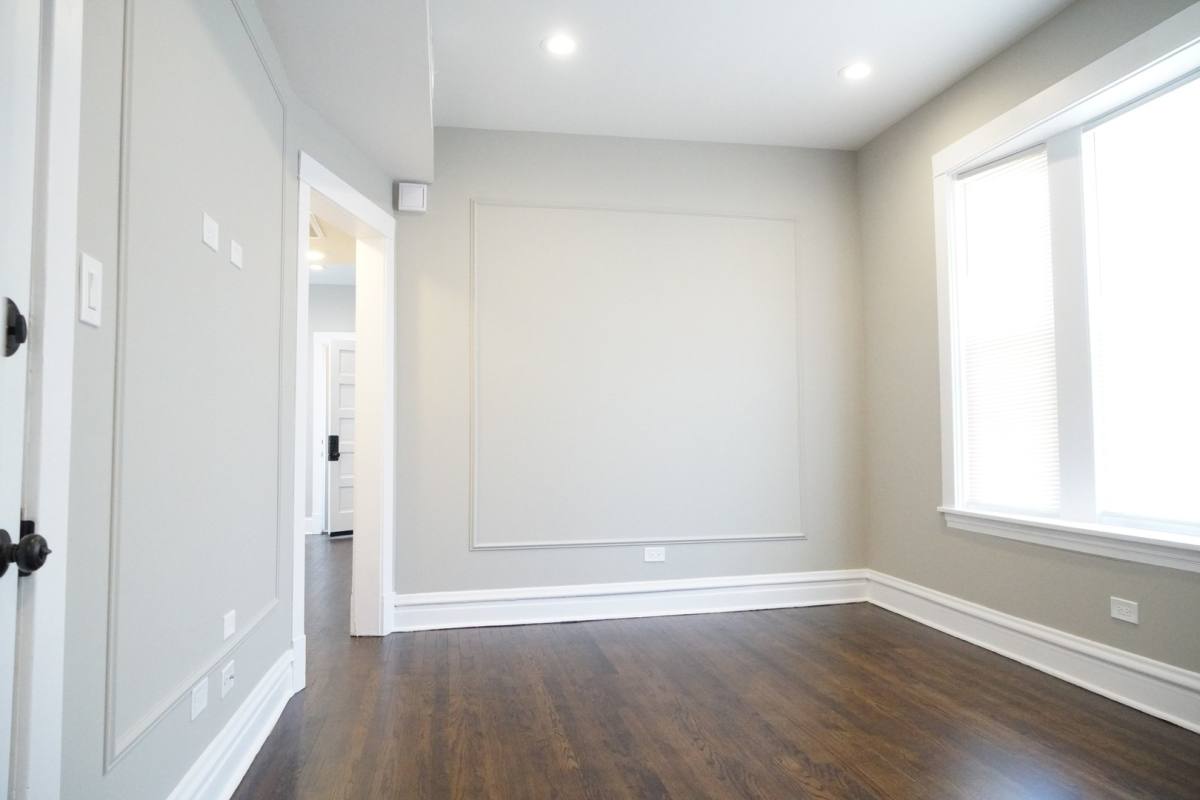 Apartment for rent at 2544 N Avers Ave, Chicago, IL 60647