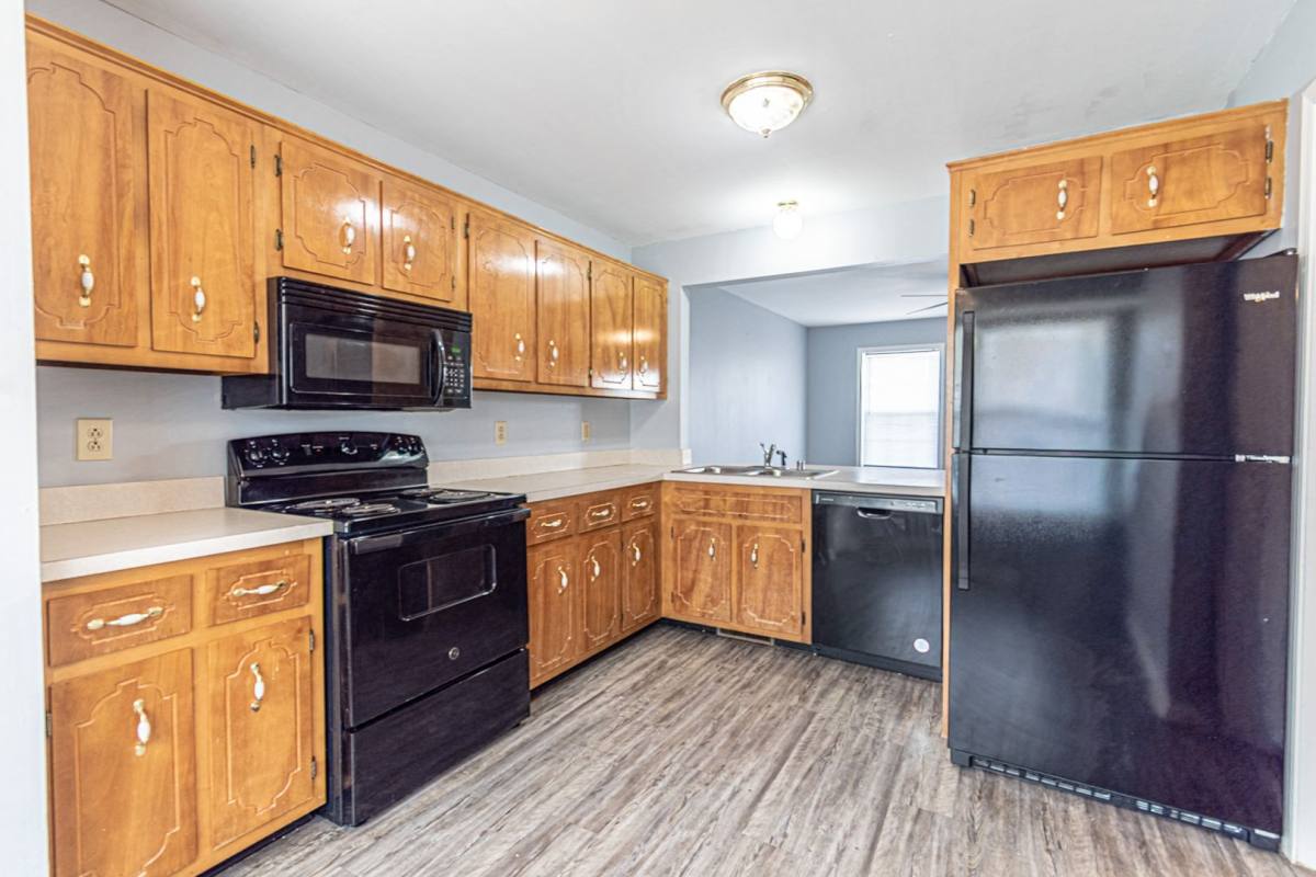 Townhouse for rent at 203 Tree Line Dr, Oak Grove, KY 42262