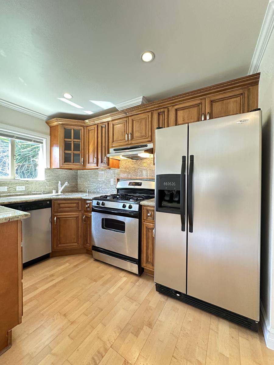 Apartment for rent at 1363 Sevier Ave, Menlo Park, CA 94025