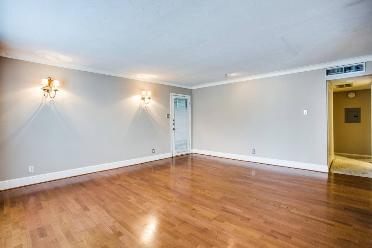 Apartment for rent at 5937 E University #227, Dallas, TX 75206