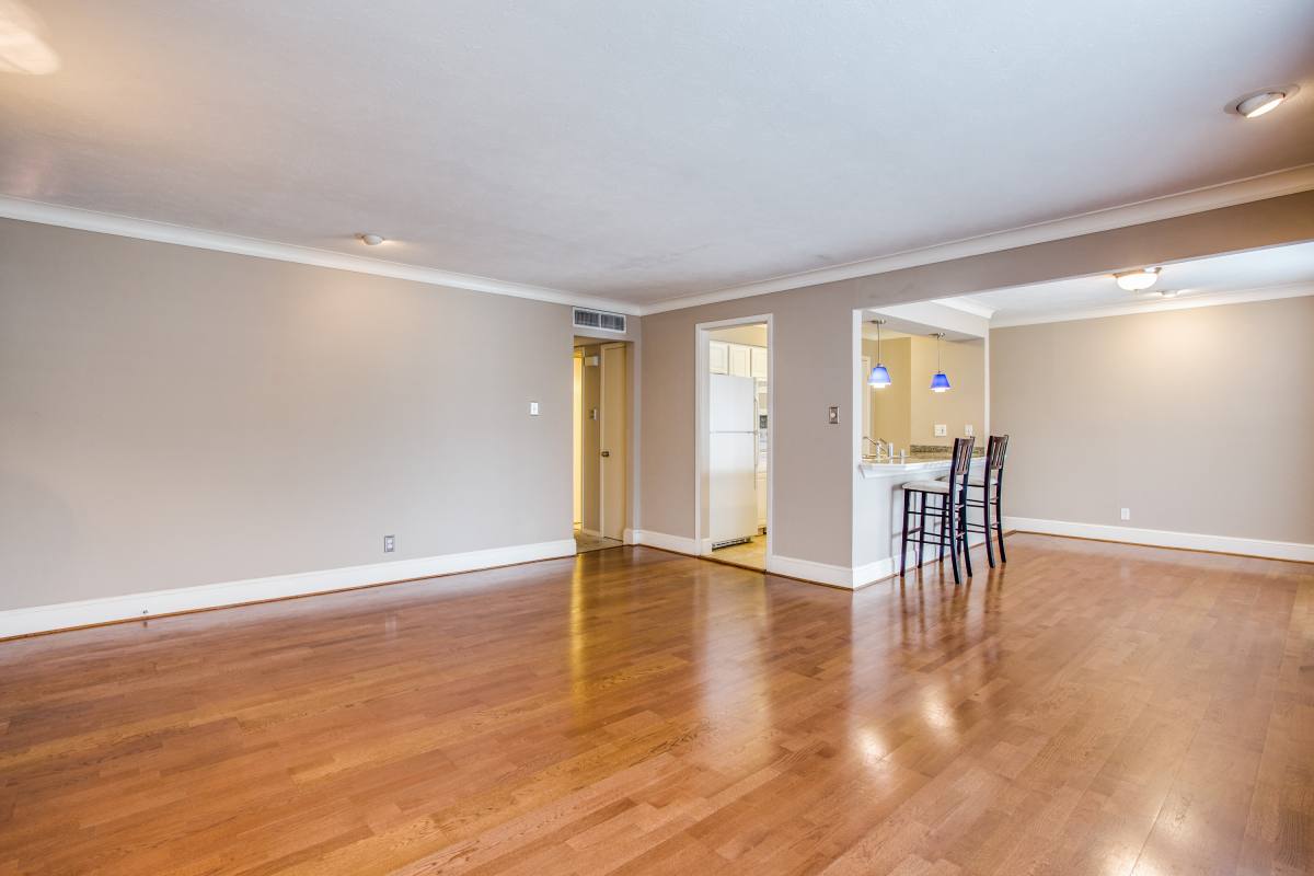 Apartment for rent at 5937 E University #227, Dallas, TX 75206