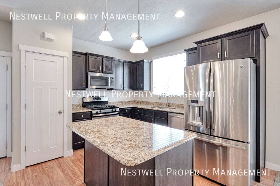 Townhouse for rent at 11279 S Sweet Pea Lane, South Jordan, UT 84095