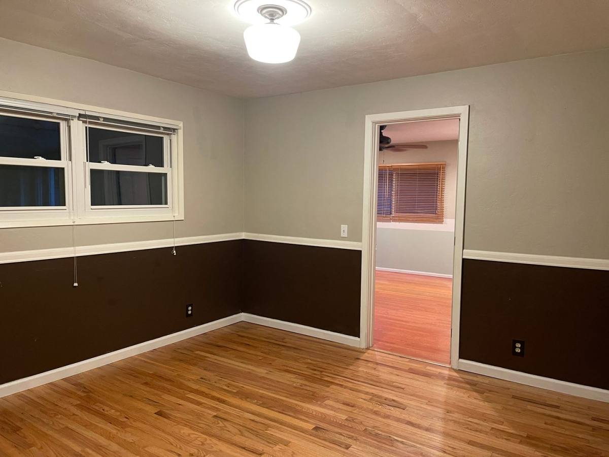 House for rent at 1630 15th Ave SW, Albany, OR 97321