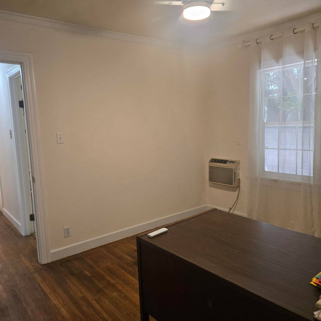 Apartment for rent at 812 June St, Los Angeles, CA 90038