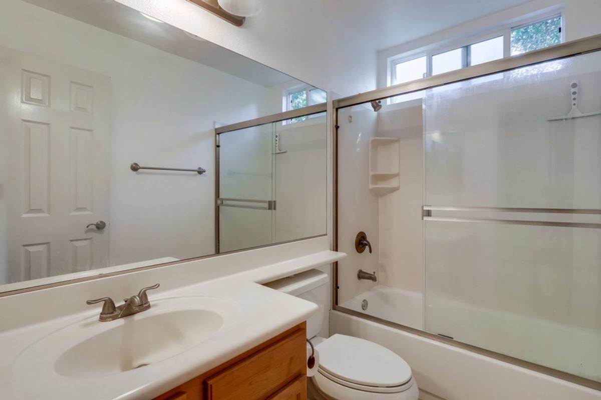 Condo for rent at 453 Graves Ave, El Cajon, CA 92020