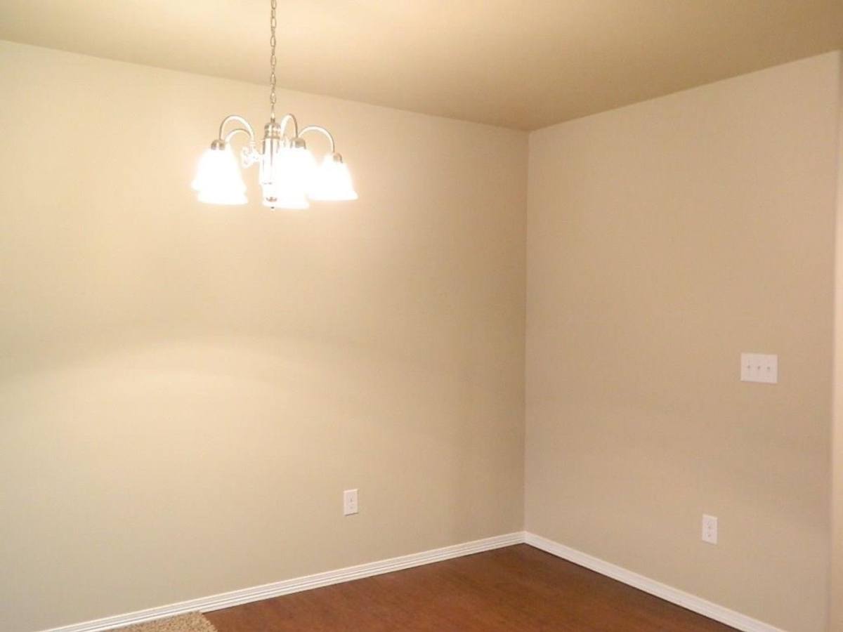 House for rent at 204 St Charles Way, Oklahoma City, OK 73130