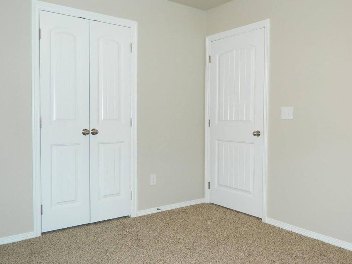 House for rent at 204 St Charles Way, Oklahoma City, OK 73130