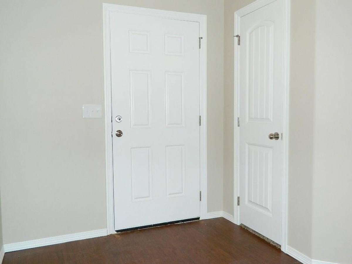 House for rent at 204 St Charles Way, Oklahoma City, OK 73130