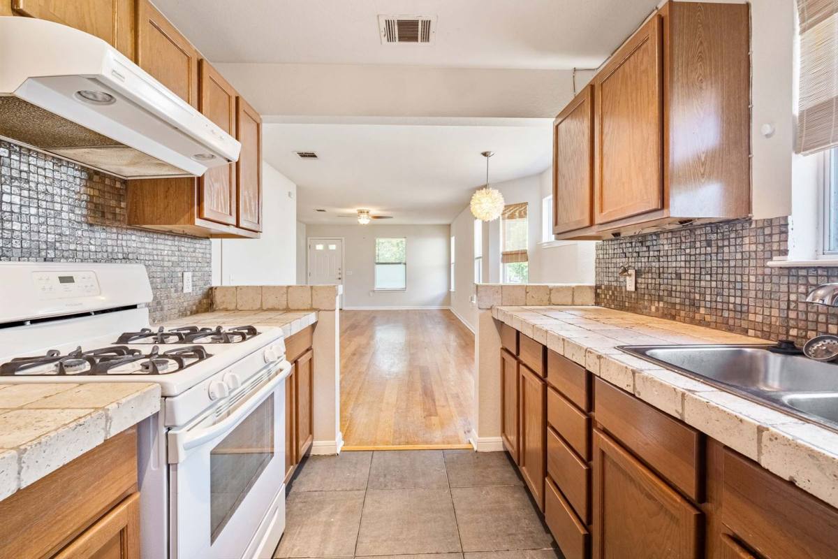 House for rent at 1502 Garden St, Austin, TX 78702