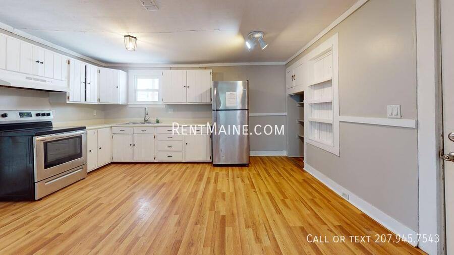 Apartment for rent at 52 Hayes St #1, Old Town, ME 04468