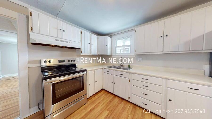 Apartment for rent at 52 Hayes St #1, Old Town, ME 04468