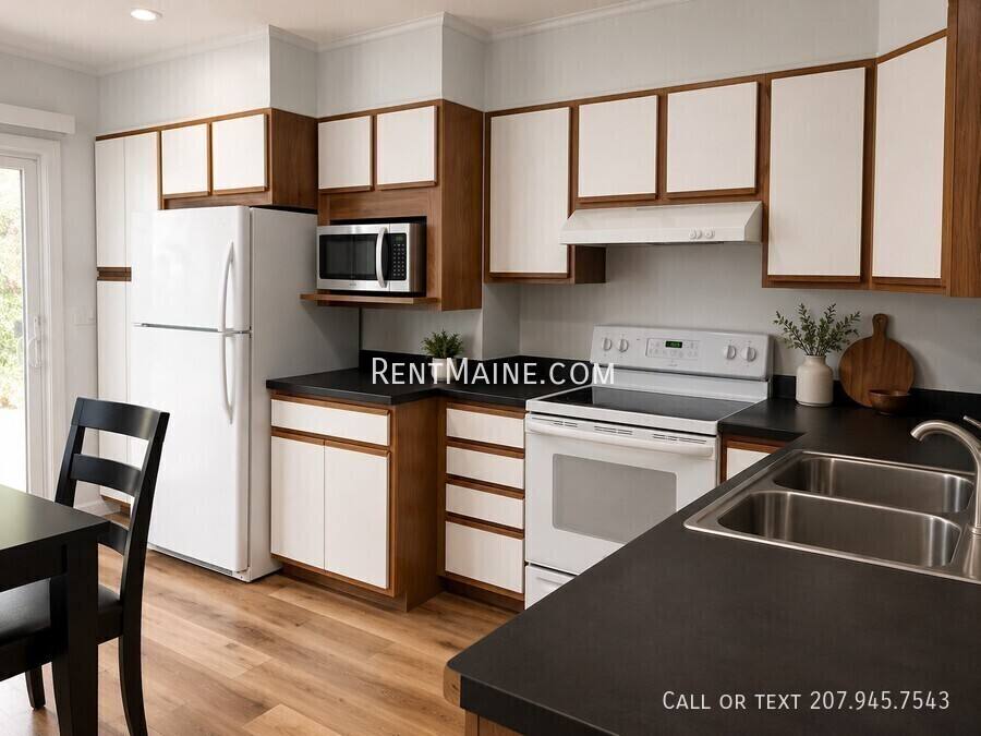 Apartment for rent at 33 Burleigh Rd #16, Bangor, ME 04401