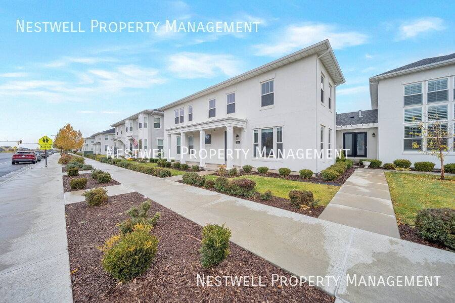 Townhouse for rent at 5247 W S Jordan Parkway, South Jordan, UT 84009