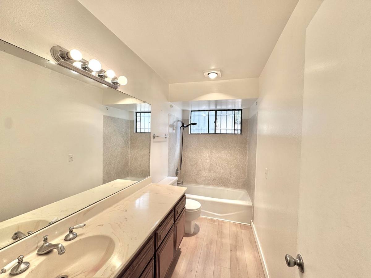 Townhouse for rent at 6664 Reservoir Lane, San Diego, CA 92115
