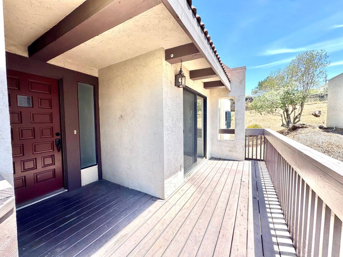 Townhouse for rent at 6664 Reservoir Lane, San Diego, CA 92115