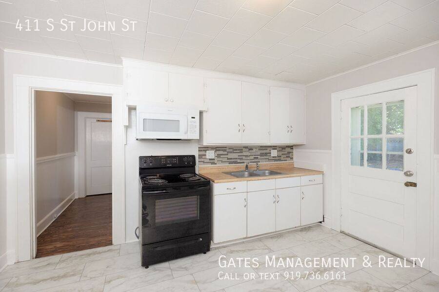 Apartment for rent at 411 S St John, Burlington, NC 27217