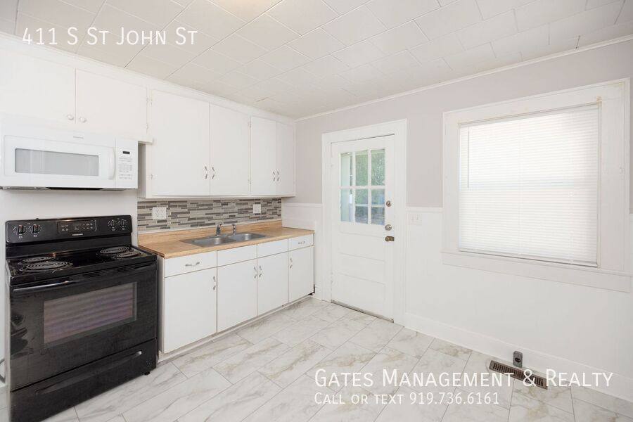 Apartment for rent at 411 S St John, Burlington, NC 27217