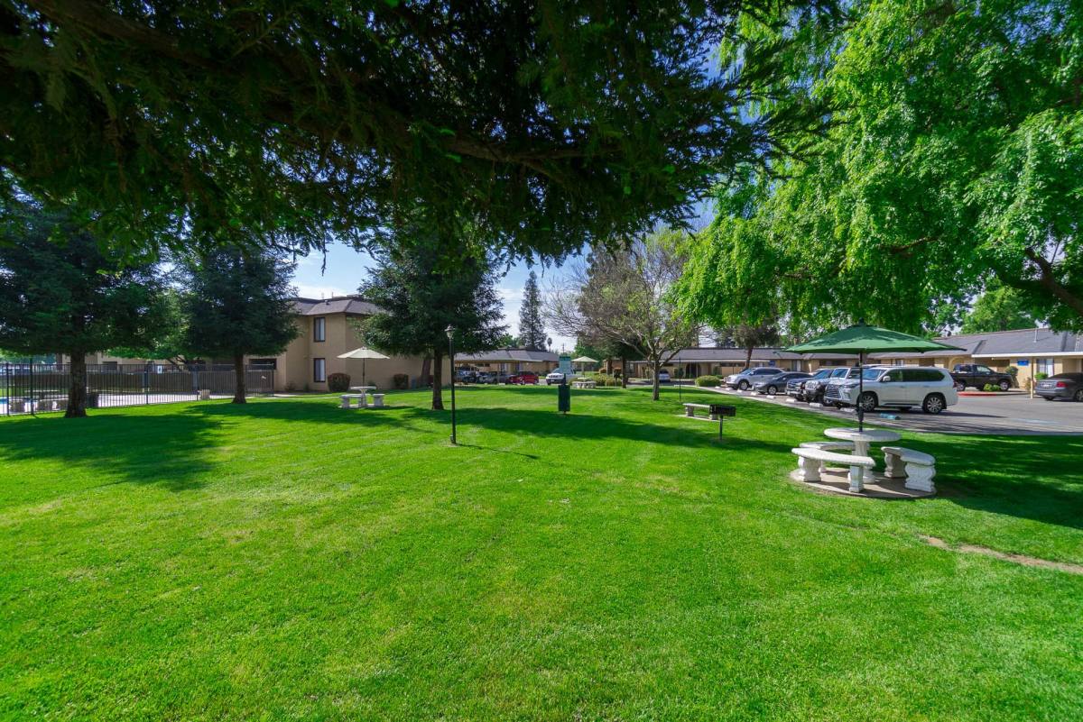 Apartment for rent at 2255 S Maple Ave, Fresno, CA 93725