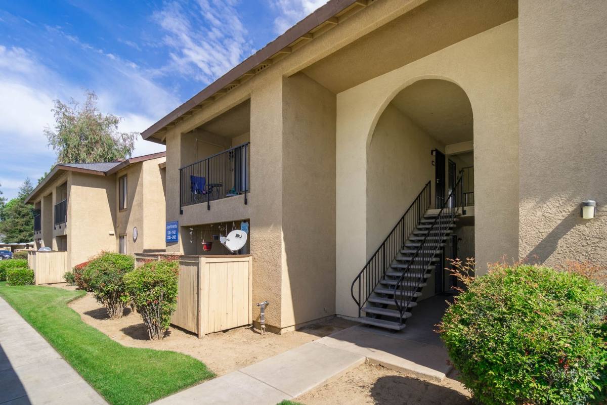 Apartment for rent at 2255 S Maple Ave, Fresno, CA 93725