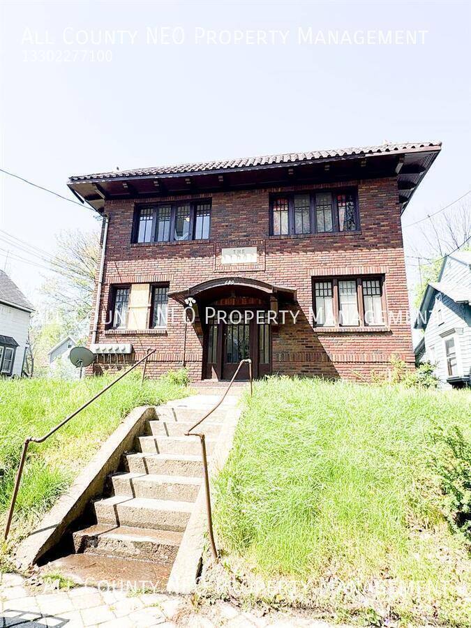 Apartment for rent at 680 Sherman St #3, Akron, OH 44311