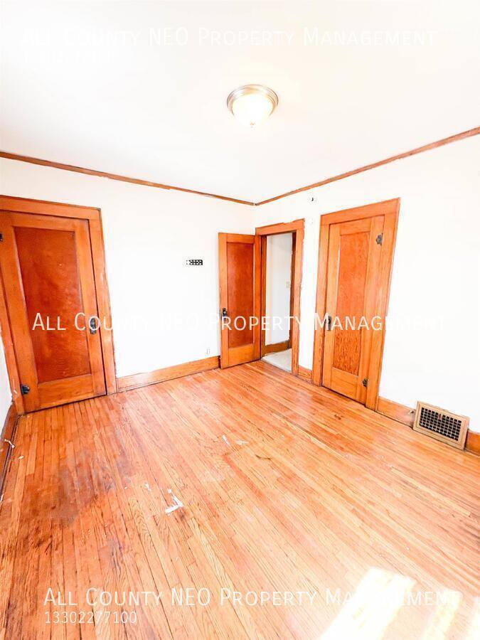 Apartment for rent at 680 Sherman St #3, Akron, OH 44311