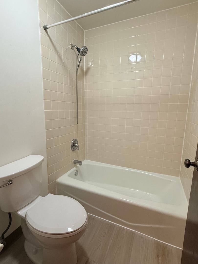 Apartment for rent at 716-730 Mansfield Court, Hartland, WI 53029