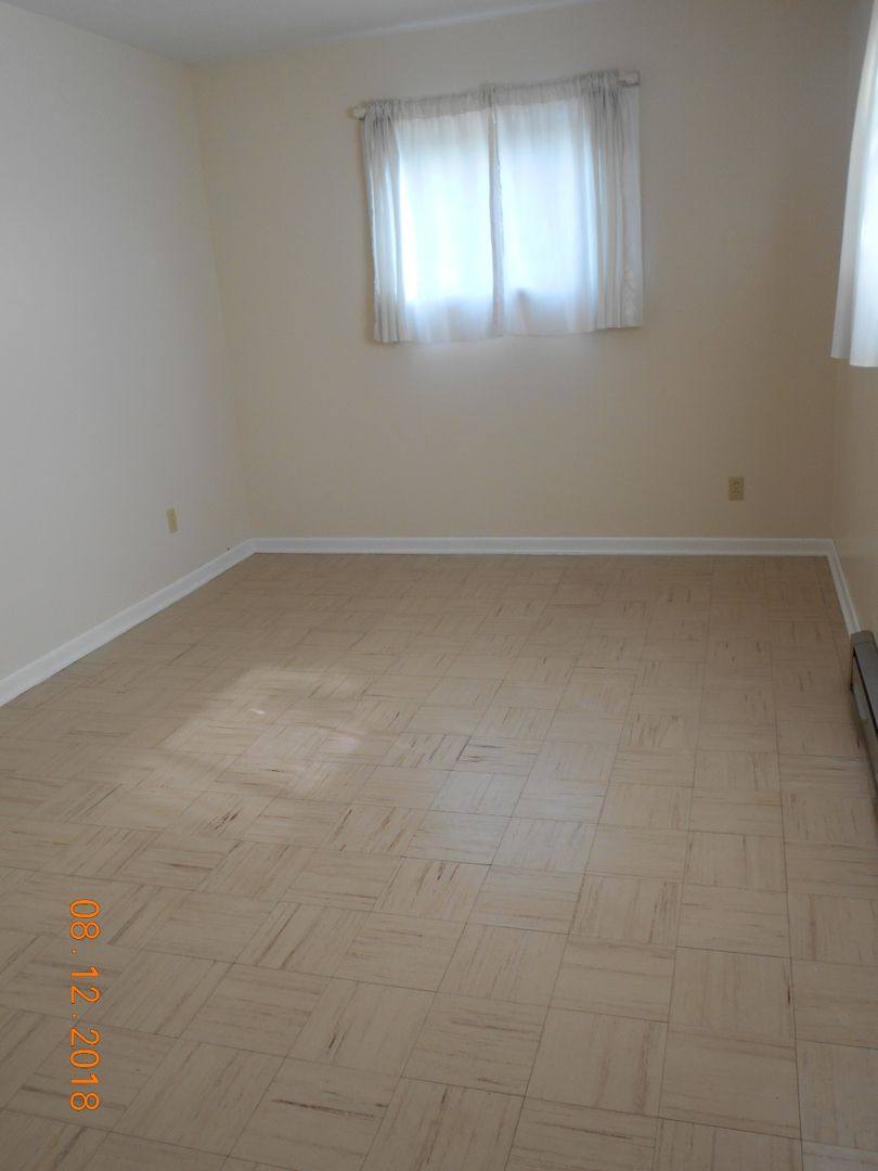 House for rent at 140 SW Daniels St, McMinnville, OR 97128