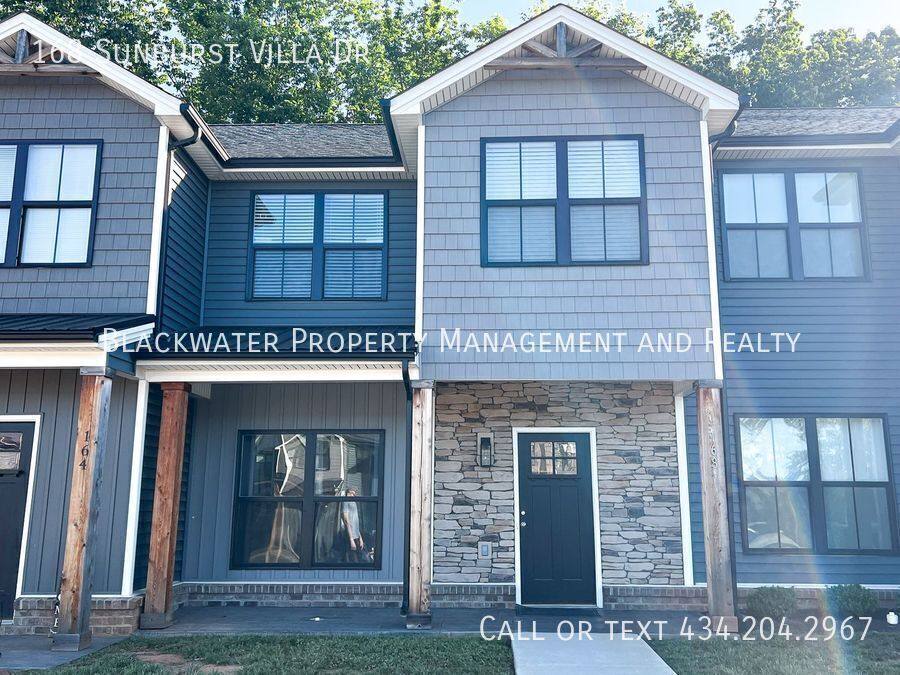 Townhouse for rent at 168 Sunburst Villa Dr, Evington, VA 24550
