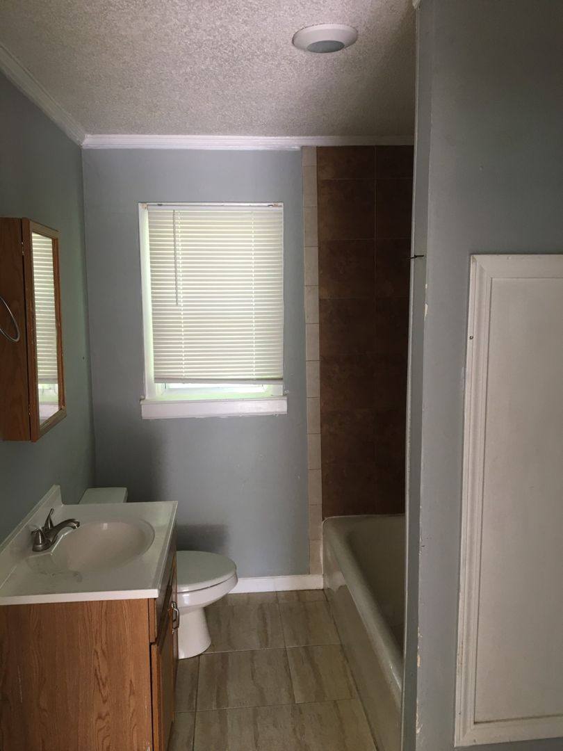 Apartment for rent at 117 119 Pindal Circle, Dallas, NC 28034