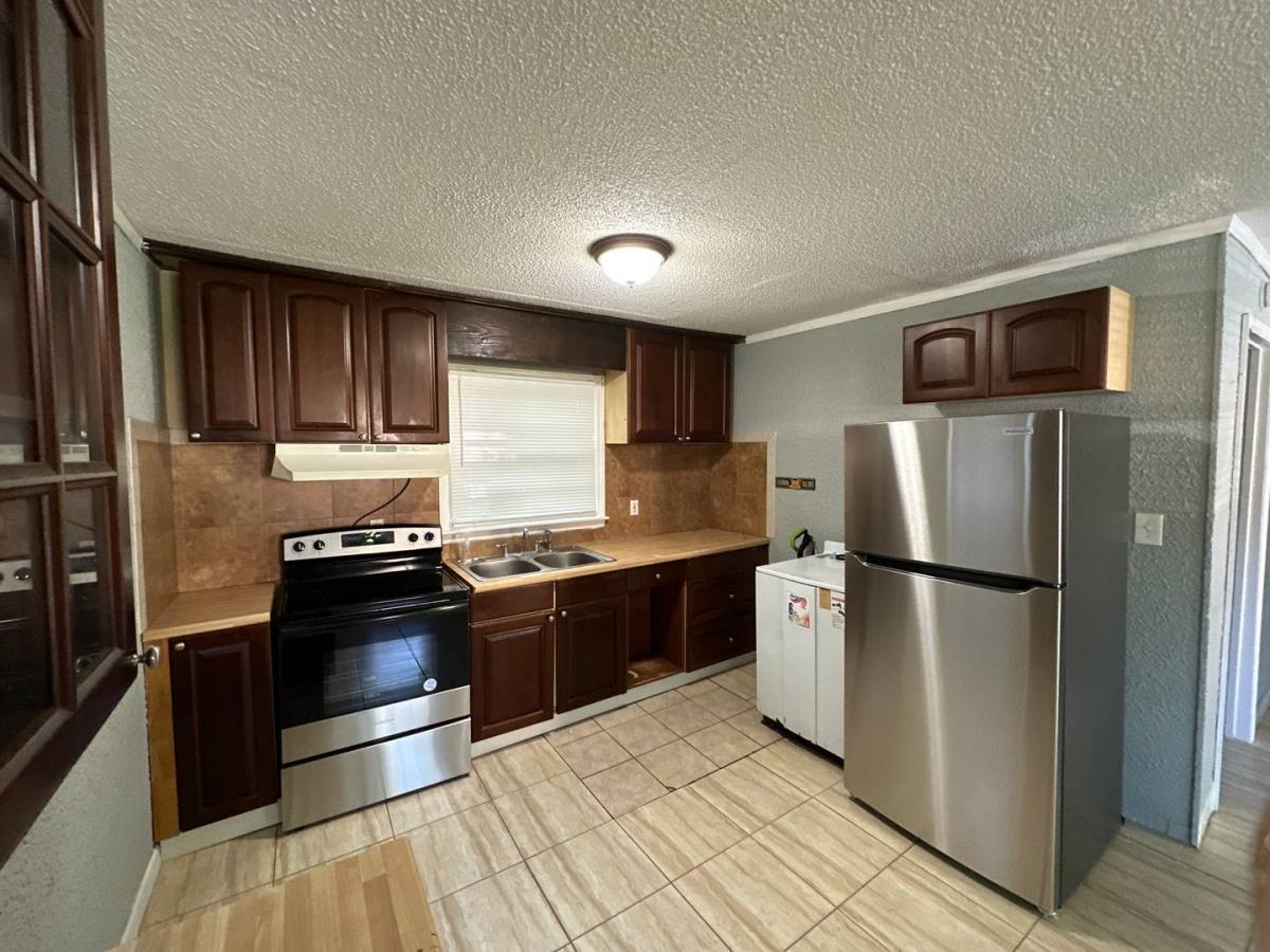 Apartment for rent at 117 119 Pindal Circle, Dallas, NC 28034