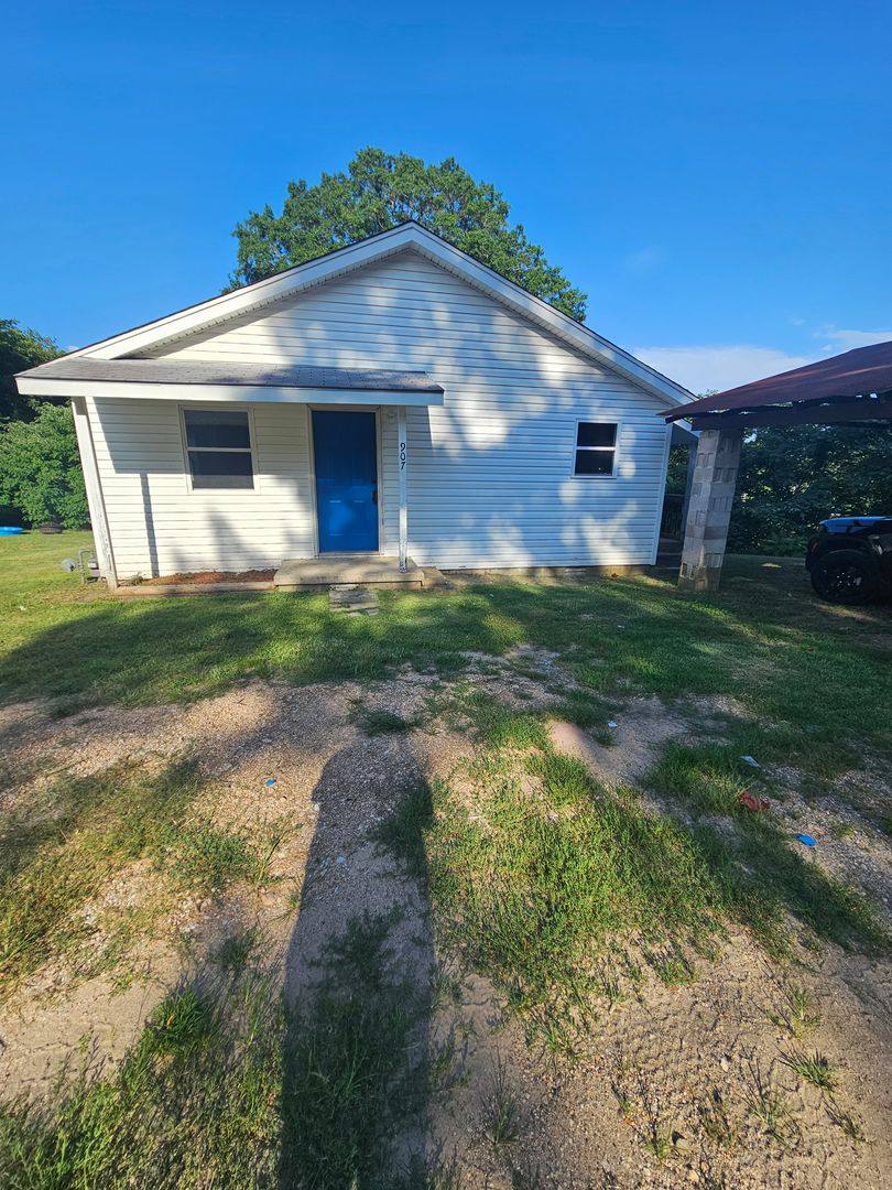 House for rent at 907 Denver, Benton, AR 72019