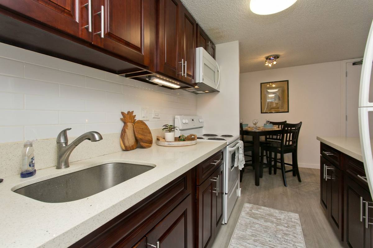 Condo for rent at 440 Lewers St, Honolulu, HI 96815