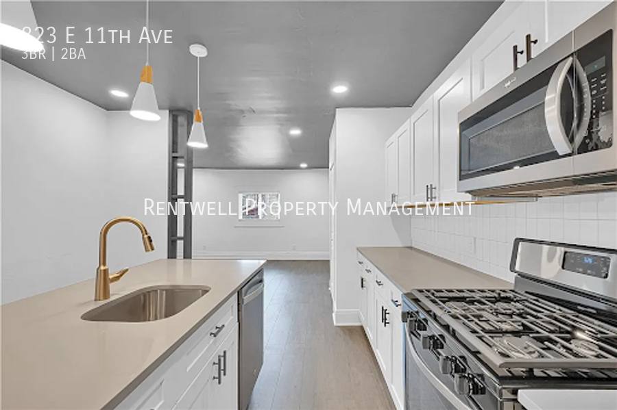 Apartment for rent at 823 E 11th Ave, Homestead, PA 15120