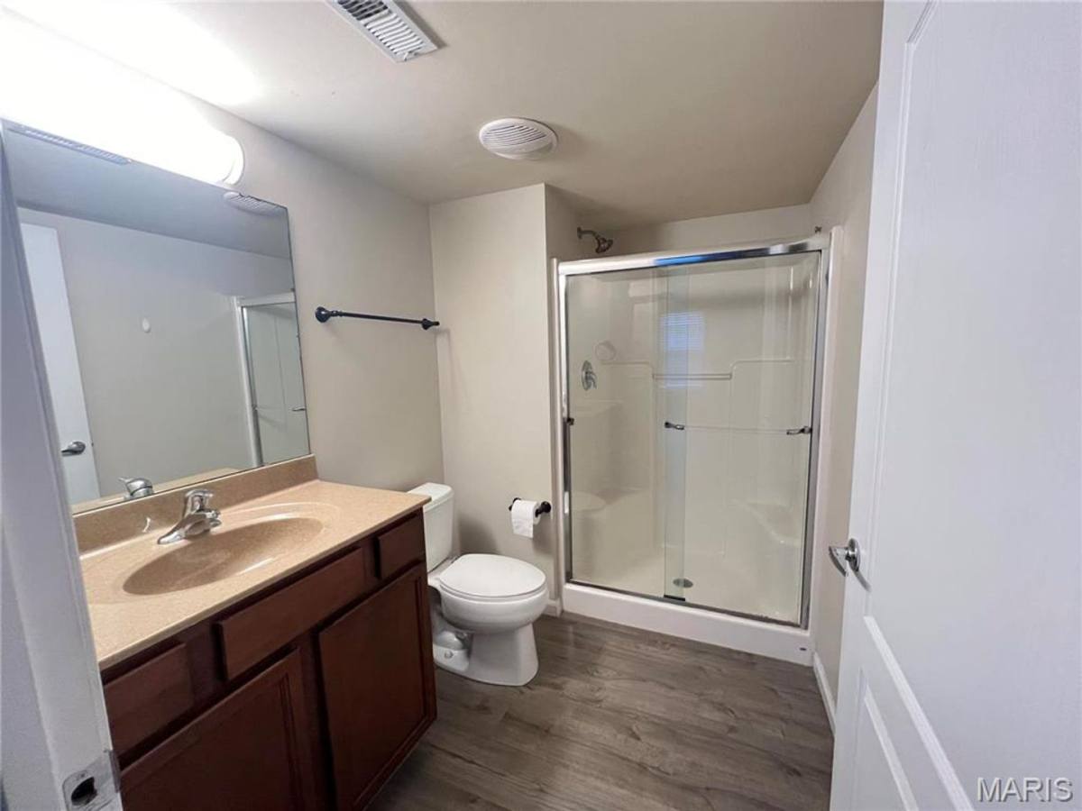 Apartment for rent at 5114 Welsh Dr, Lake Saint Louis, MO 63367